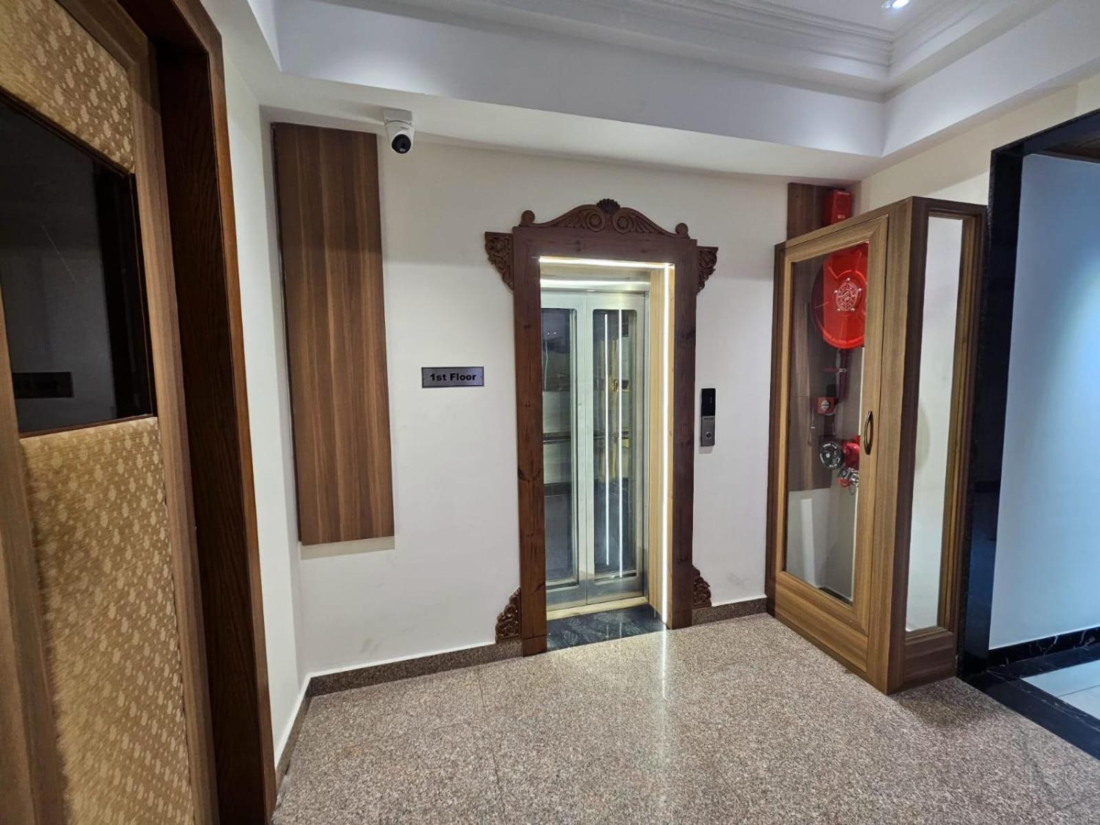 Shree Shivay Namastubhyam Hotel - Varanasi — Photos 3